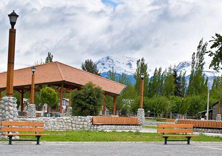 La nueva plaza / The newly redesigned plaza